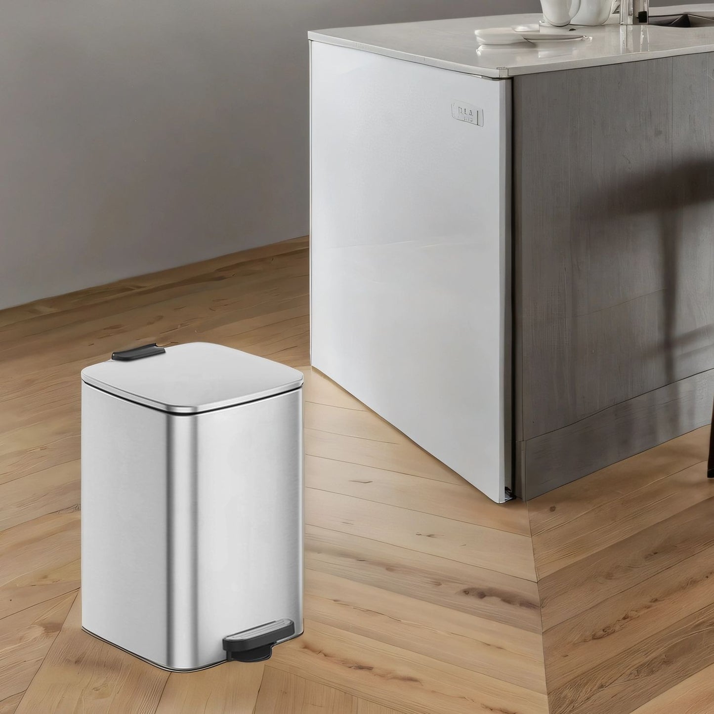 Kitchen Trash Can with Inner Bucket, 5.2-Gallon Soft-Close Lid Bin, Compact & Non-Slip Base, Stainless Steel,Metallic Silver